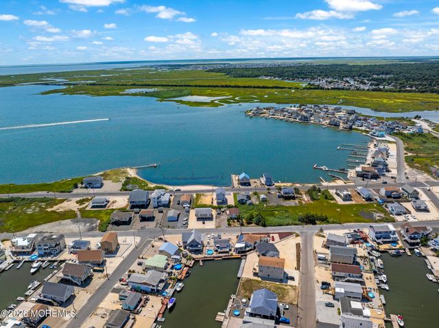 1131 S Green Street, Tuckerton, NJ 08087