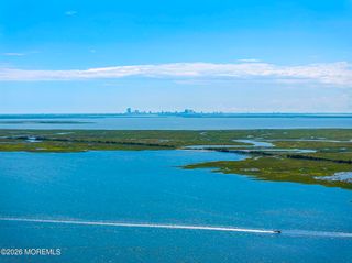 1131 S Green Street, Tuckerton, NJ 08087