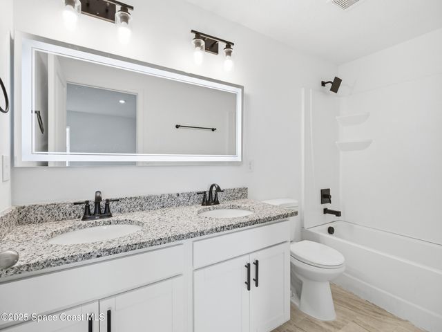 1332 Giddings Street SW, Palm Bay, FL 32908