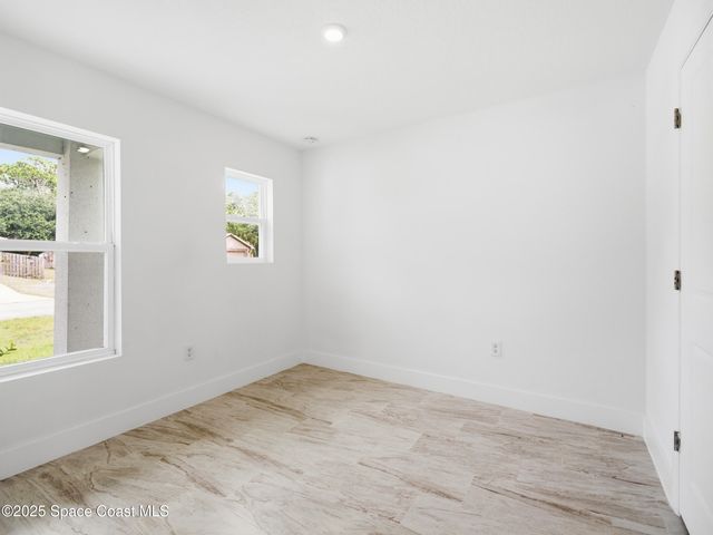 1332 Giddings Street SW, Palm Bay, FL 32908