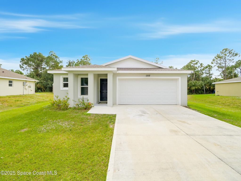 1332 Giddings Street SW, Palm Bay, FL 32908