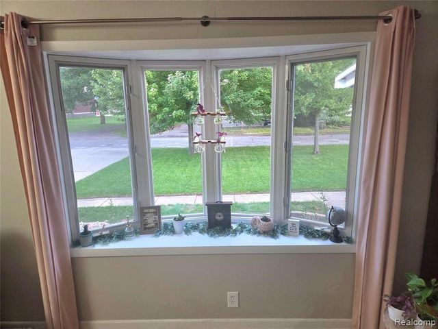 829 E Exchange Street, Owosso, MI 48867
