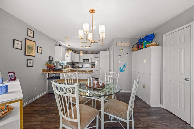 601 Wave Court, Surfside Beach, TX 77541