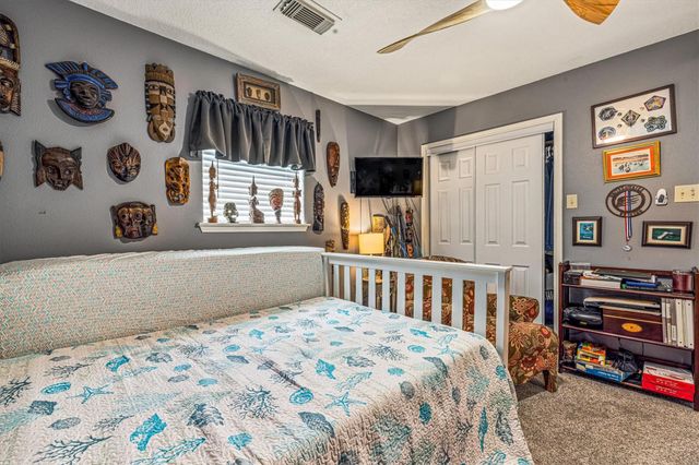 601 Wave Court, Surfside Beach, TX 77541