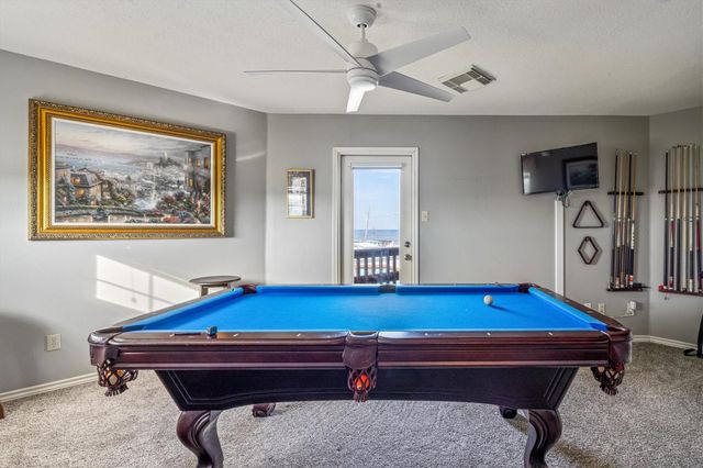 601 Wave Court, Surfside Beach, TX 77541