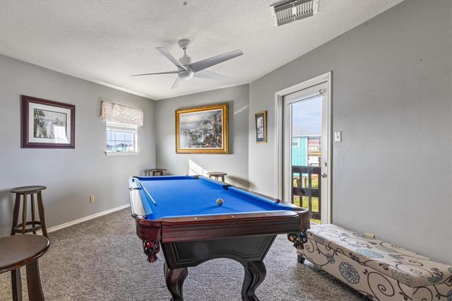601 Wave Court, Surfside Beach, TX 77541