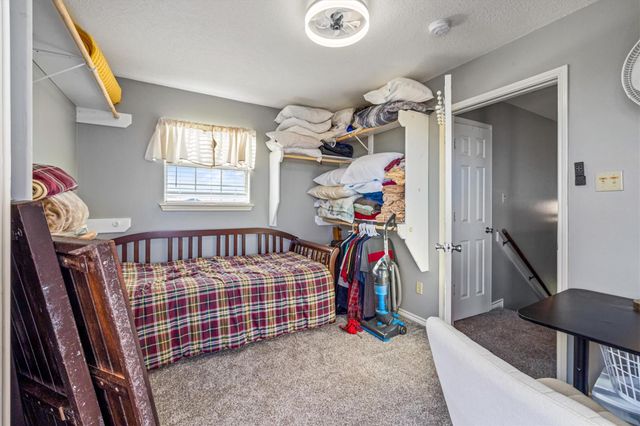 601 Wave Court, Surfside Beach, TX 77541