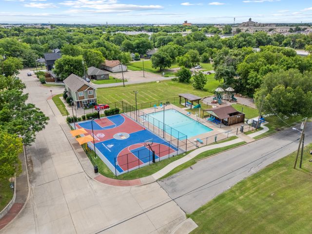 606 E Ross Street, Rockwall, TX 75087