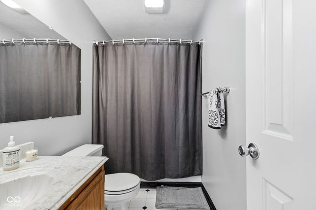 1207 Beaver Court, Anderson, IN 46013