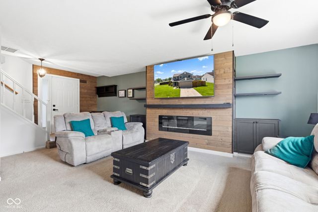 1207 Beaver Court, Anderson, IN 46013