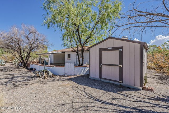 316 S Abrego Drive, Green Valley, AZ 85614