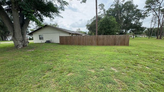 4734 20TH STREET, Zephyrhills, FL 33542