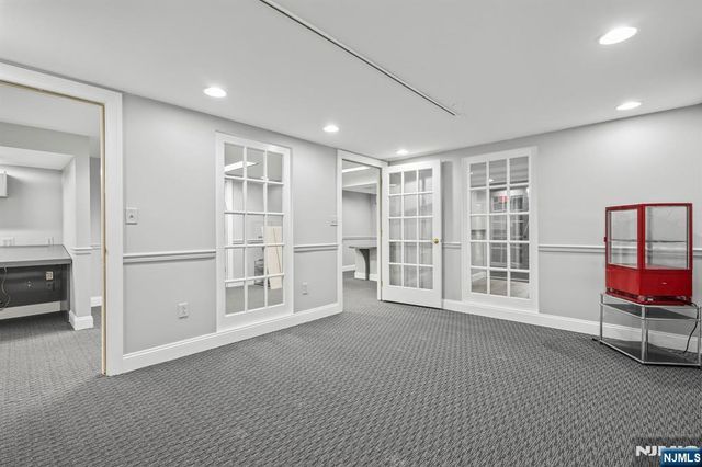 401 Pleasant Valley, West Orange, NJ 07052