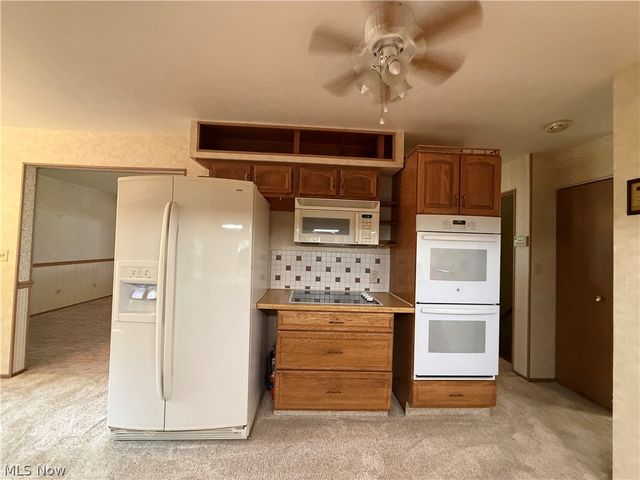 9812 Vienna Drive, Parma, OH 44134