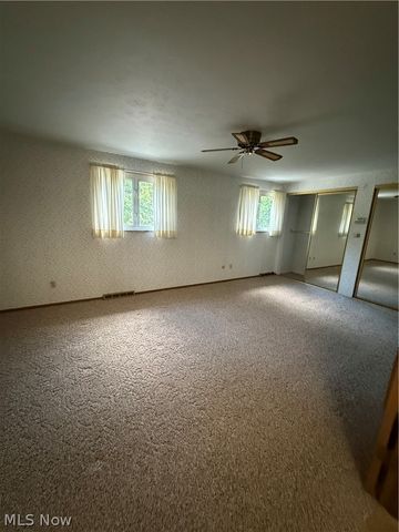 9812 Vienna Drive, Parma, OH 44134