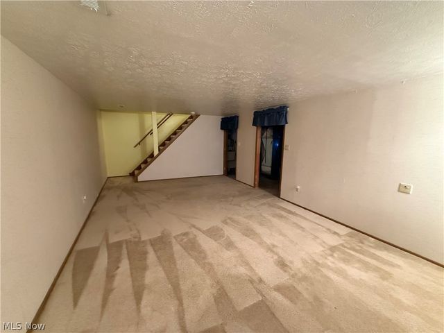 9812 Vienna Drive, Parma, OH 44134