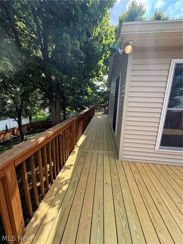 9812 Vienna Drive, Parma, OH 44134