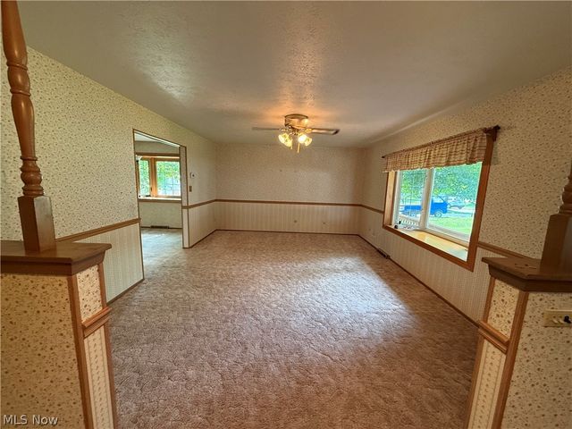 9812 Vienna Drive, Parma, OH 44134