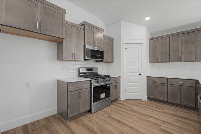 210 Ryker Ridge, Centerton, AR 72719