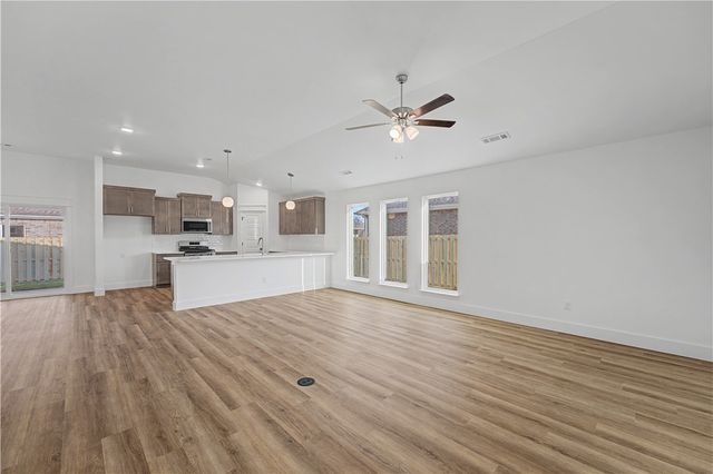 210 Ryker Ridge, Centerton, AR 72719