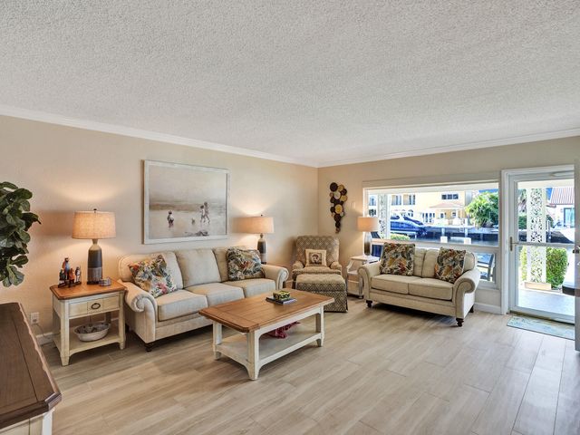 2866 NE 30th Street 3, Fort Lauderdale, FL 33306