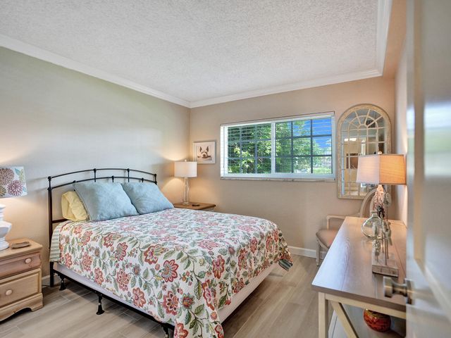 2866 NE 30th Street 3, Fort Lauderdale, FL 33306