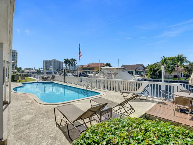 2866 NE 30th Street 3, Fort Lauderdale, FL 33306