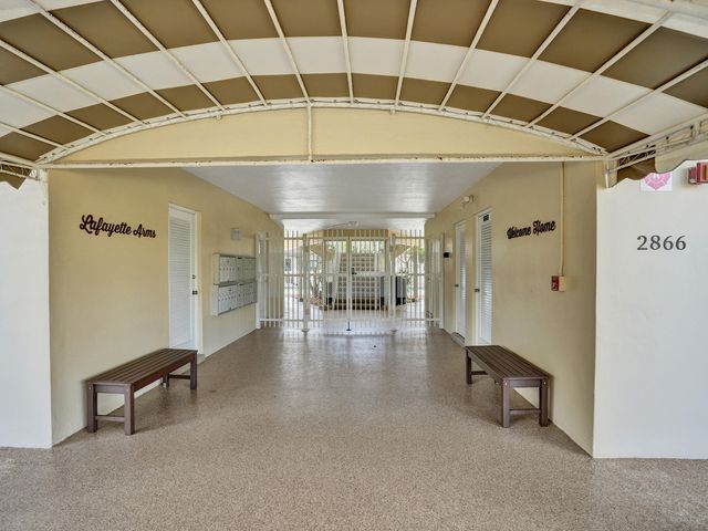 2866 NE 30th Street 3, Fort Lauderdale, FL 33306