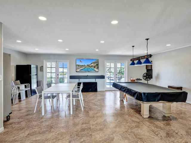 2866 NE 30th Street 3, Fort Lauderdale, FL 33306