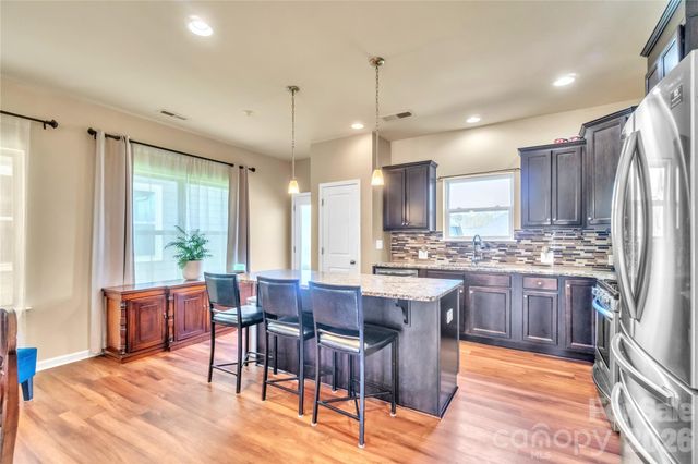 111 Canter Lane, Mooresville, NC 28115