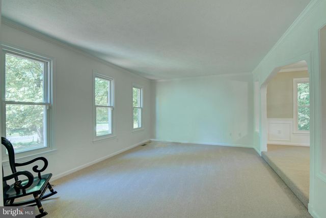 44 CARROLLTON RD, Sterling, VA 20165