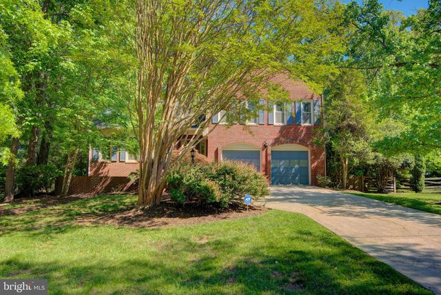 44 CARROLLTON RD, Sterling, VA 20165