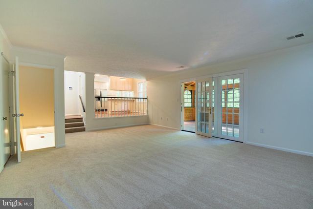 44 CARROLLTON RD, Sterling, VA 20165
