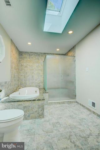 44 CARROLLTON RD, Sterling, VA 20165