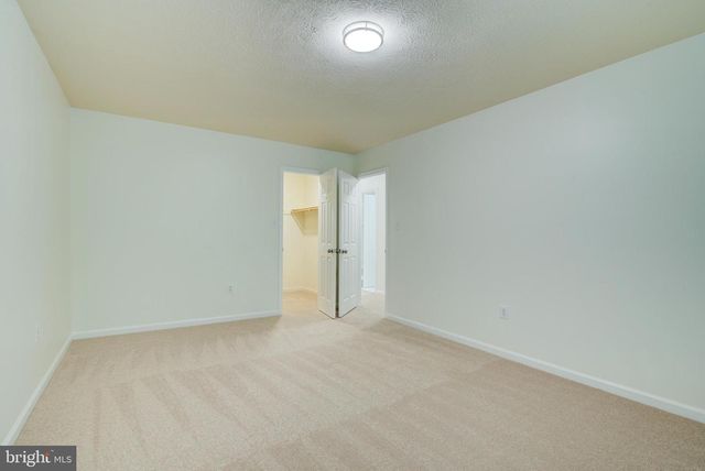 44 CARROLLTON RD, Sterling, VA 20165