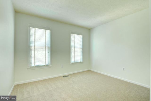 44 CARROLLTON RD, Sterling, VA 20165