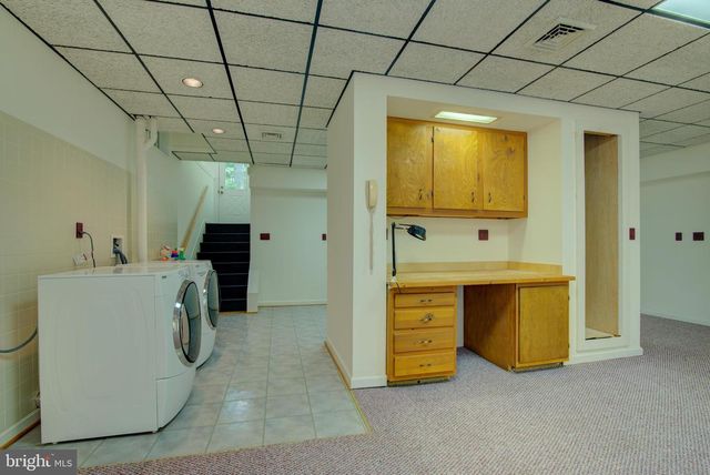 44 CARROLLTON RD, Sterling, VA 20165