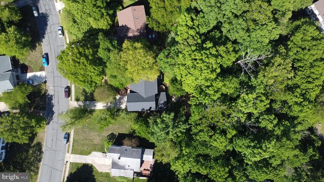 44 CARROLLTON RD, Sterling, VA 20165