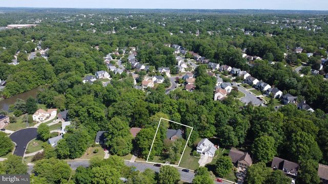 44 CARROLLTON RD, Sterling, VA 20165