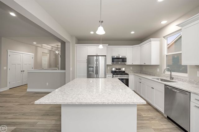 1142 Julian Court, Waterford Twp, MI 48327
