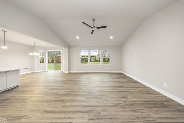 1142 Julian Court, Waterford Twp, MI 48327