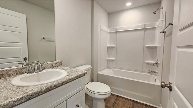 7792 Oakmont N Drive, Theodore, AL 36582