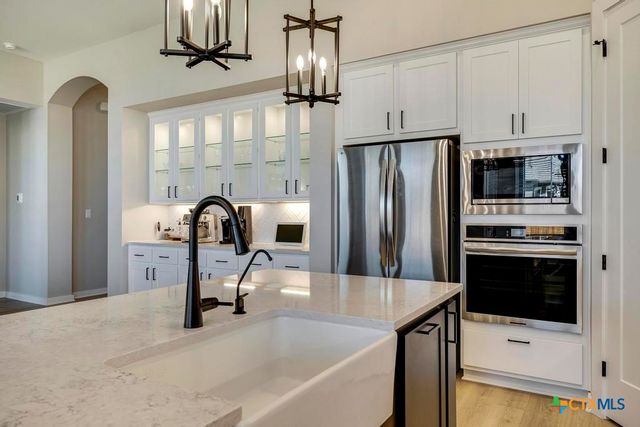 5725 Huron Drive, New Braunfels, TX 78130