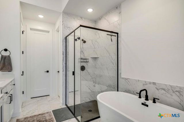 5725 Huron Drive, New Braunfels, TX 78130