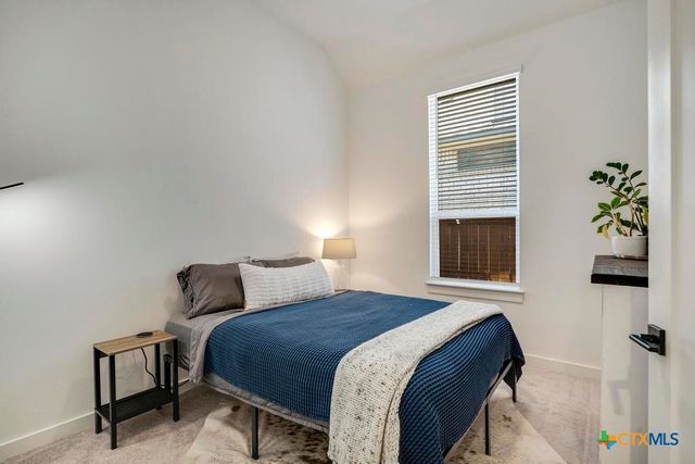 5725 Huron Drive, New Braunfels, TX 78130