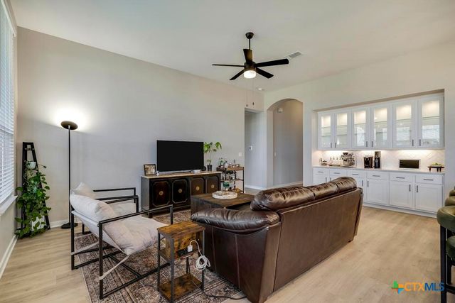 5725 Huron Drive, New Braunfels, TX 78130