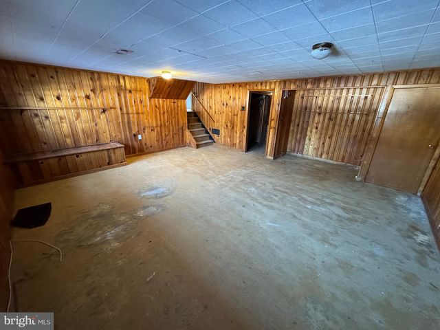 8 GREAT OAK RD, Voorhees, NJ 08043