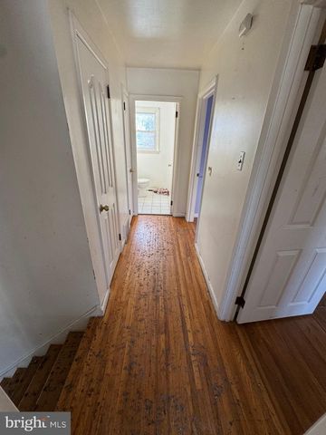 8 GREAT OAK RD, Voorhees, NJ 08043