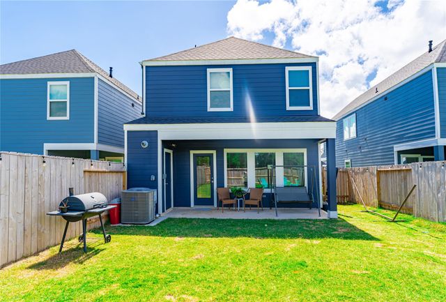 10213 Berkeley Springs Trail, Houston, TX 77051