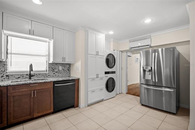 5900 12TH STREET N, St Petersburg, FL 33703